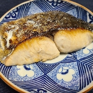 フライパンでさごしの塩焼き レシピ 作り方 By Mi 6352 楽天レシピ フライパンでさごしの塩焼き レシピ 作り方 By Mi 6352 楽天レシピ